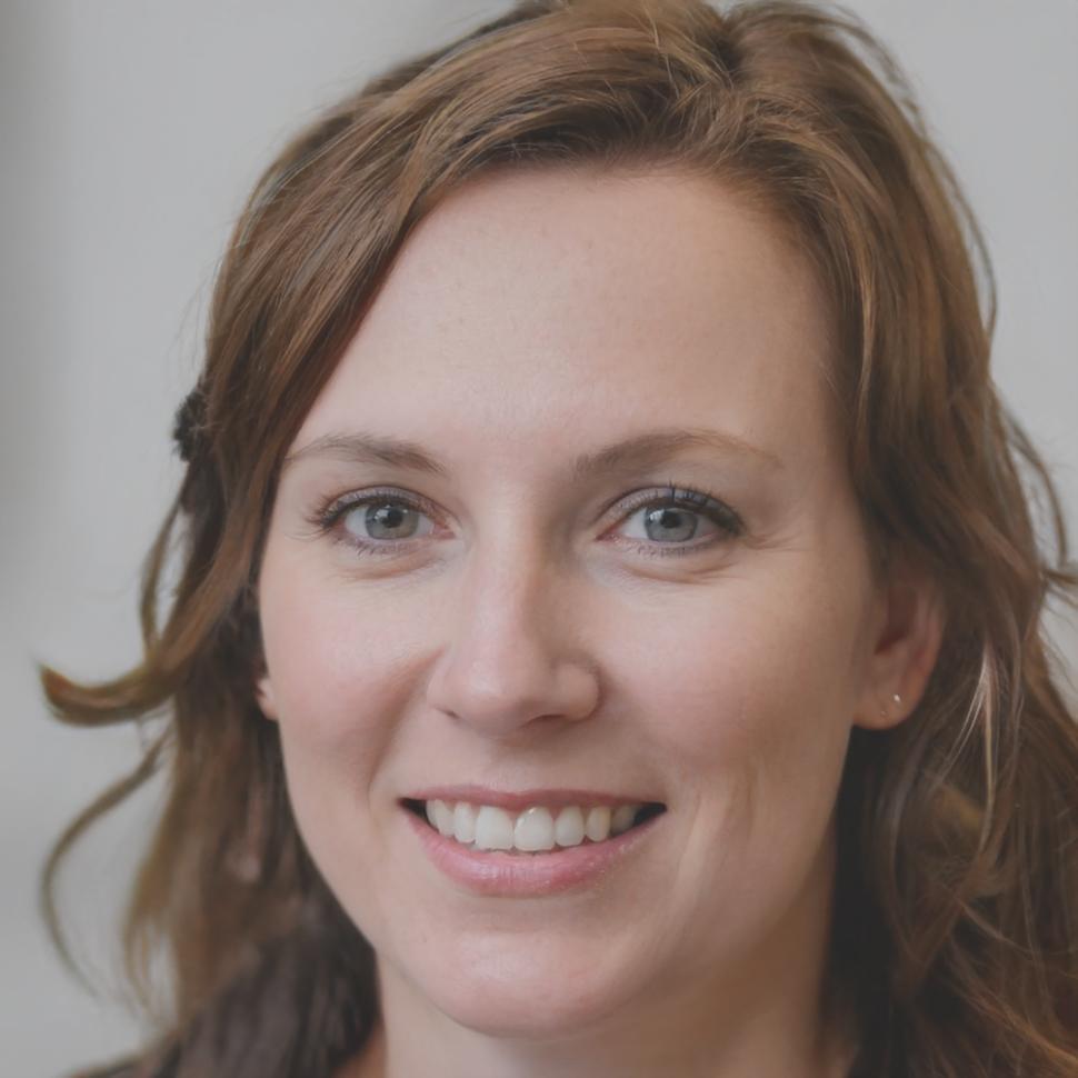 Lin Mei-Chen, Senior Financial Educator