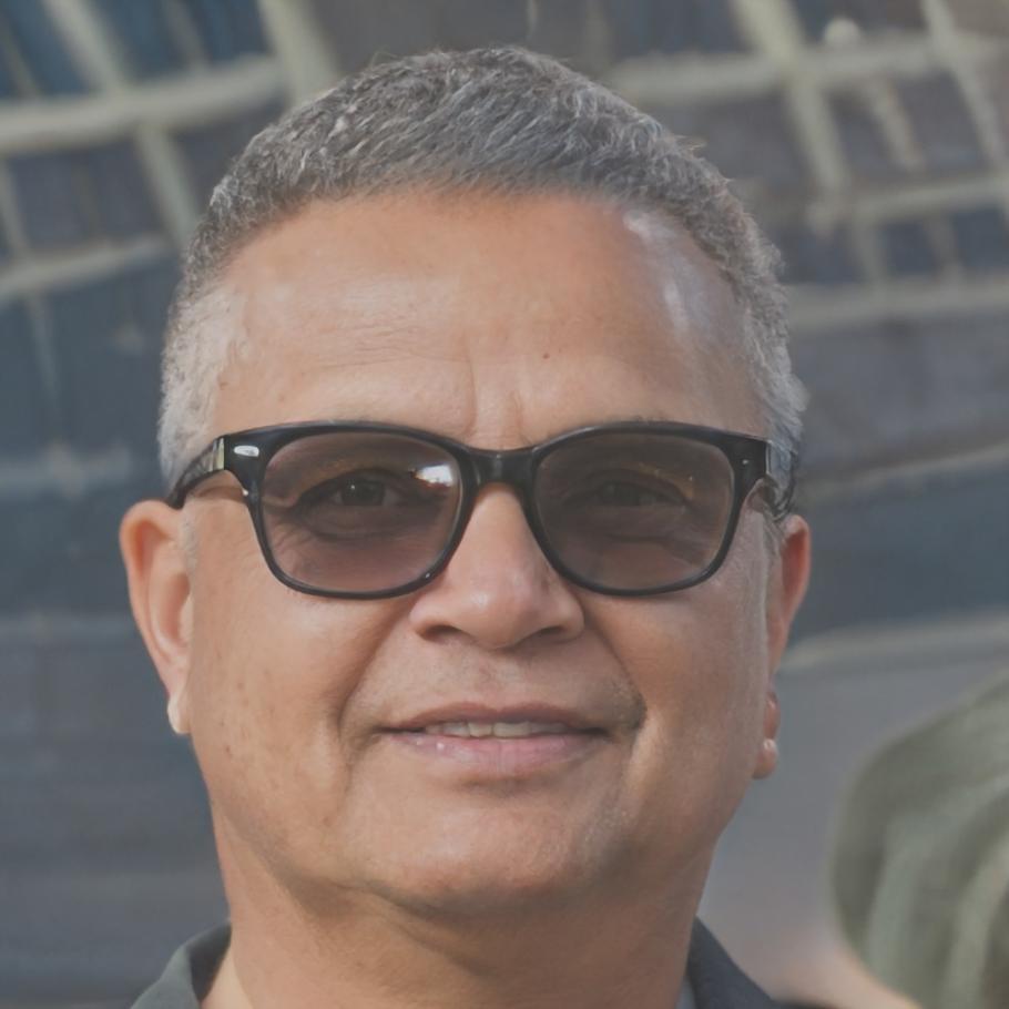 Marcus Chen, Senior Financial Planning Instructor